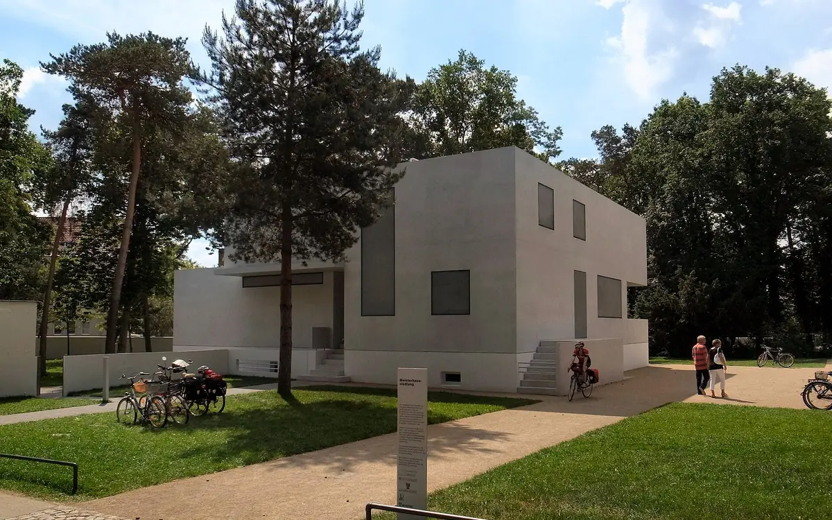 The Meisterhaus, the Gropius house, in Dessau