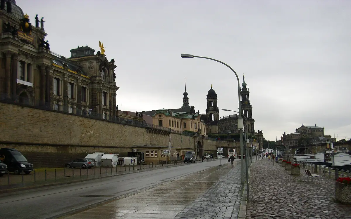 The Terrassenufer promenade along the Elbe in Dresden