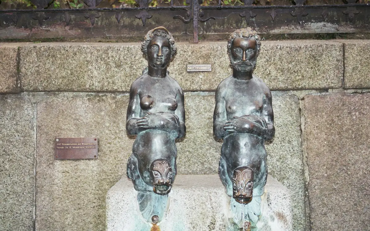 Bronze fountain sculpture group in Wismar